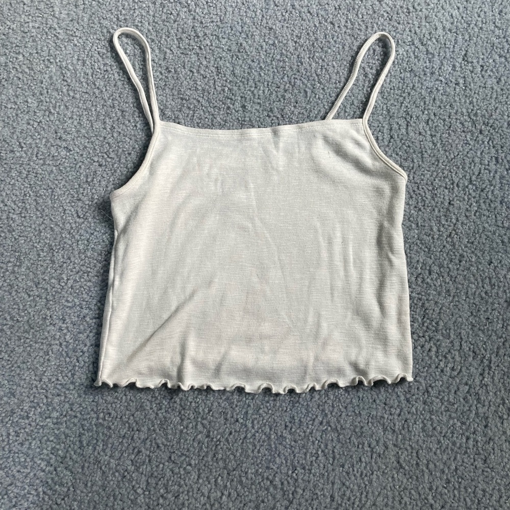BDG Ruffle Hem White Crop Tank Medium